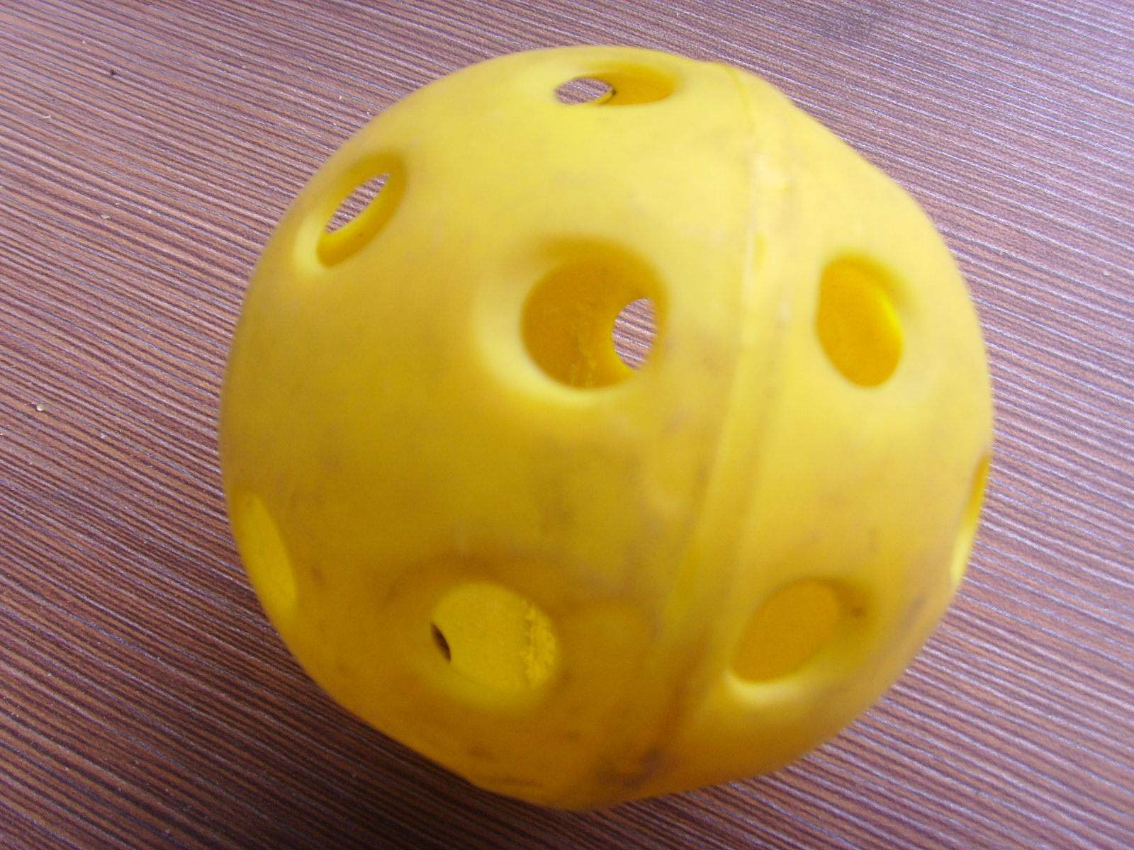 環(huán)保型超聲波塑焊機(jī) HD-2003 環(huán)保型超聲波塑焊機(jī) HD-2003