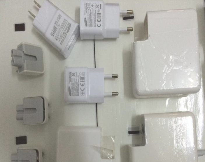 35K標(biāo)準(zhǔn)型超聲波塑焊機(jī) HD-2016 35K標(biāo)準(zhǔn)型超聲波塑焊機(jī) HD-2016