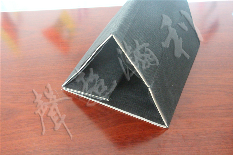 氣缸式插紙板機 HD-2024