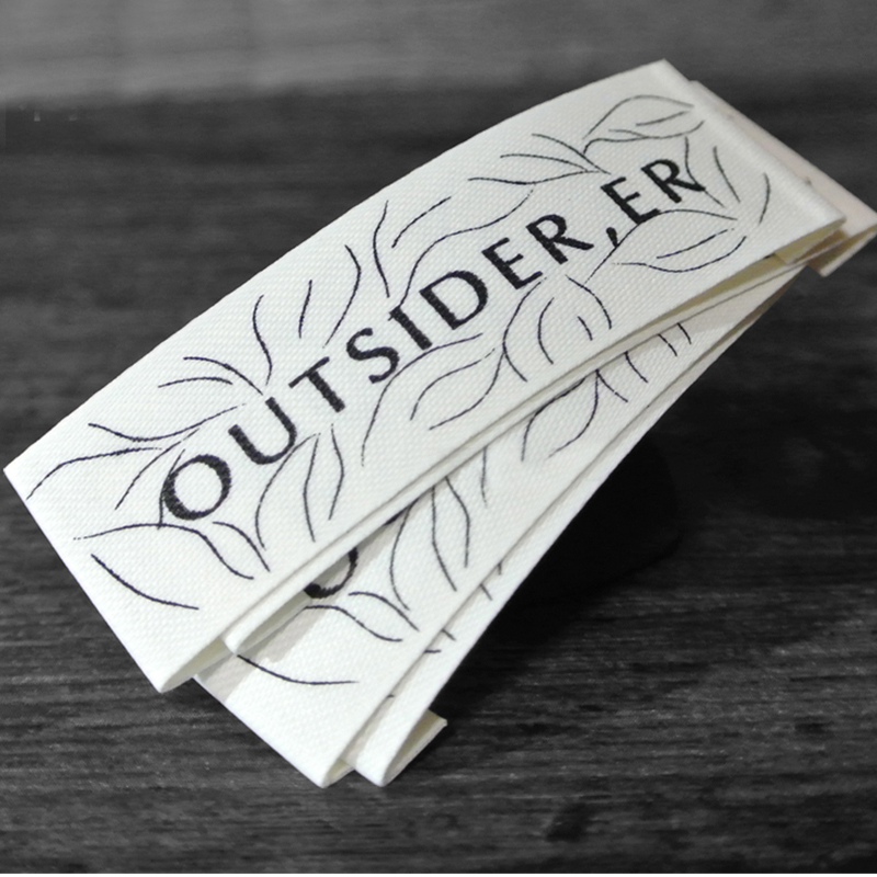 全自動(dòng)商標(biāo)剪折機(jī)HD-1407 全自動(dòng)商標(biāo)剪折機(jī)HD-1407